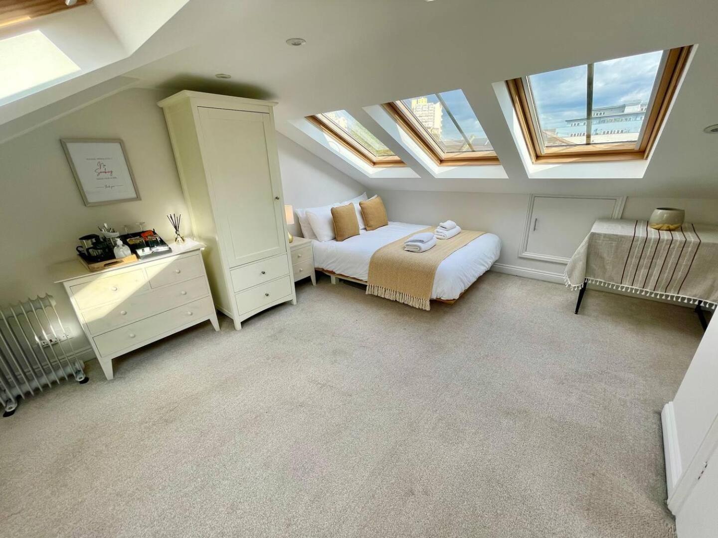 Bright Quiet Loft Room Ensuite Serene Clapham Area London Exteriör bild